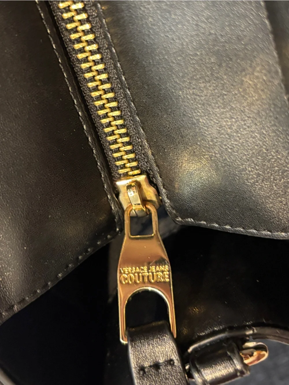 Versace authentic medium